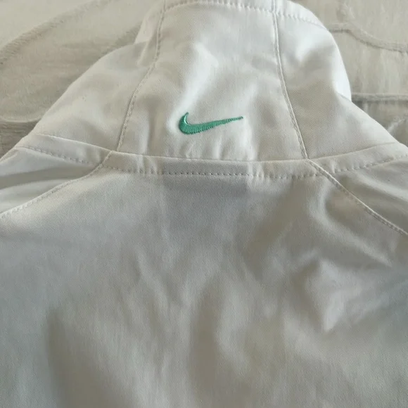 Nike Jacket - Picture 6 of 10
